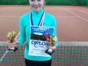 Vaneska Zábranová - na krajském přeboru st. žákyň - 1. místo ve čtyřhře a 3. místo ve dvouhře
