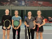 finále dvouhry žen v Jihlavě: Matelová, Vallová - Brožová, Skalíková 6:2, 6:3