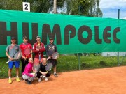 družstvo áčka dospělých - zleva Filip Němec, David Palán, Milan Buček, Lukáš Chyba, holky - Míša Palánová a Simča Brožová