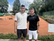 Finále dvouhry mužů: zleva vítěz Daniel Duchoň, poražený David Palán