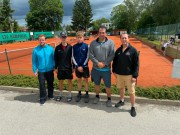 Družstvo dospělých B, zleva: Kabelka D., Kváš M., Kavřík M., Podoba J., Koubek T.
