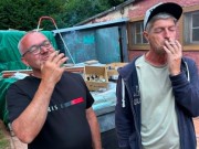 na pomoc přijel i Pavel Hofman (vpravo)