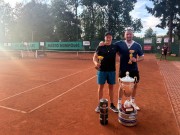 1. místo čtyřhra: Filip Chmelař - Dan Pipek